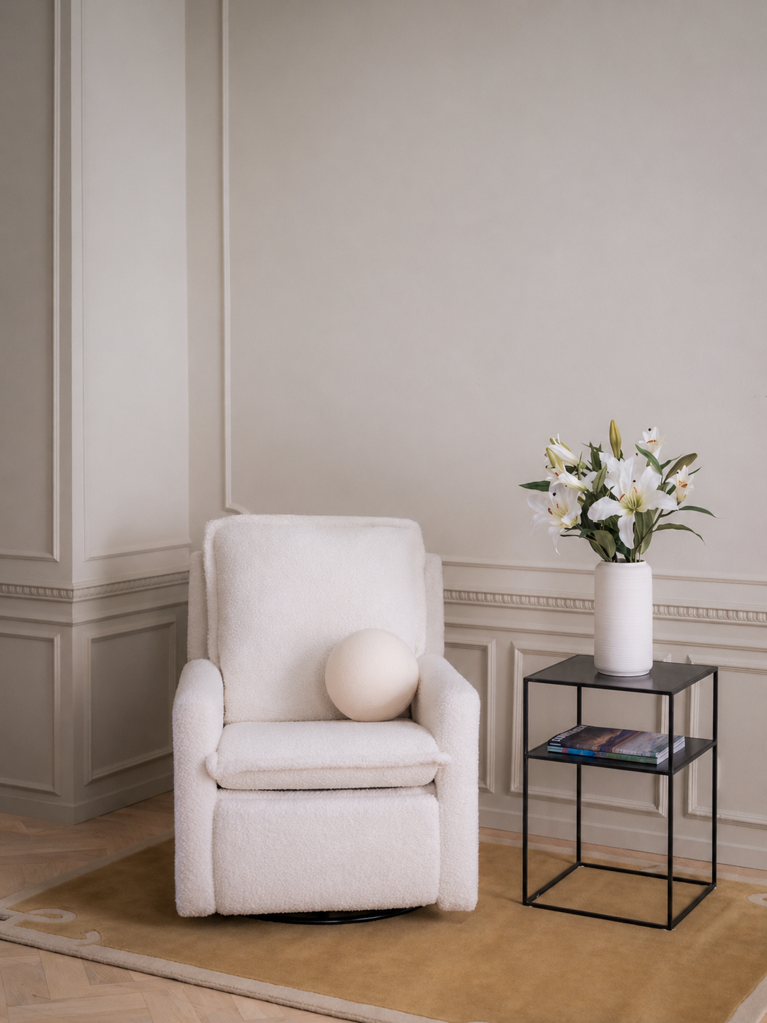 Mamine Adjustable Nursing Chair - Nordic Cream
